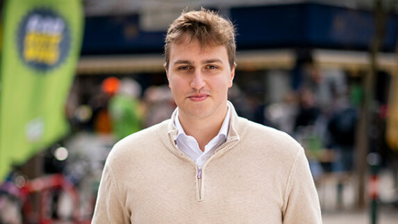 Portraitfoto von Felix Niederhuber