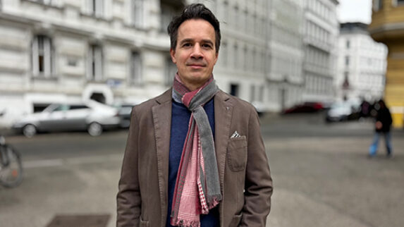 Portraitfoto von Harald Baur