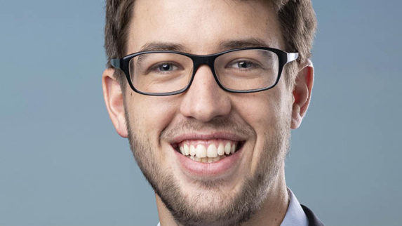 Portraitfoto von Felix Stadler