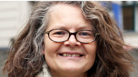 Portraitfoto von Susanne Nückel