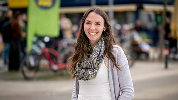 Portraitfoto von Sandra Schlögl
